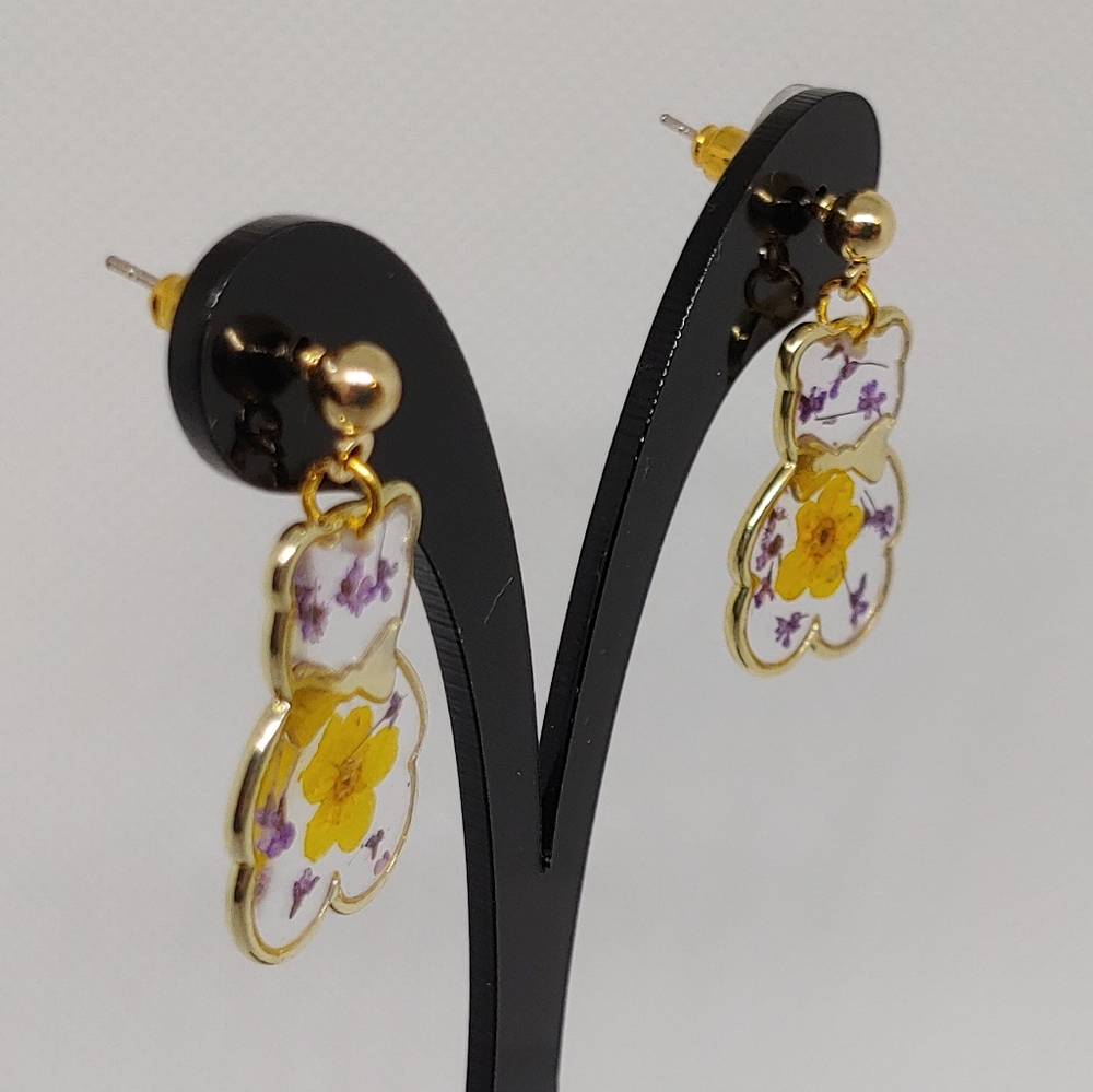 Floral teddy earrings - Picture 2 of 6